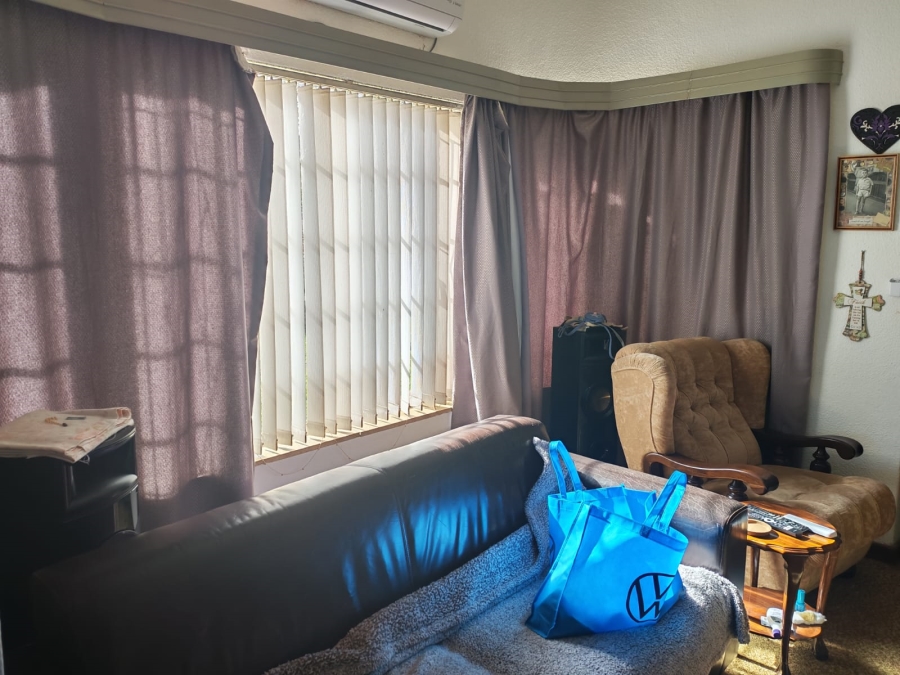 3 Bedroom Property for Sale in Middelburg Eastern Cape